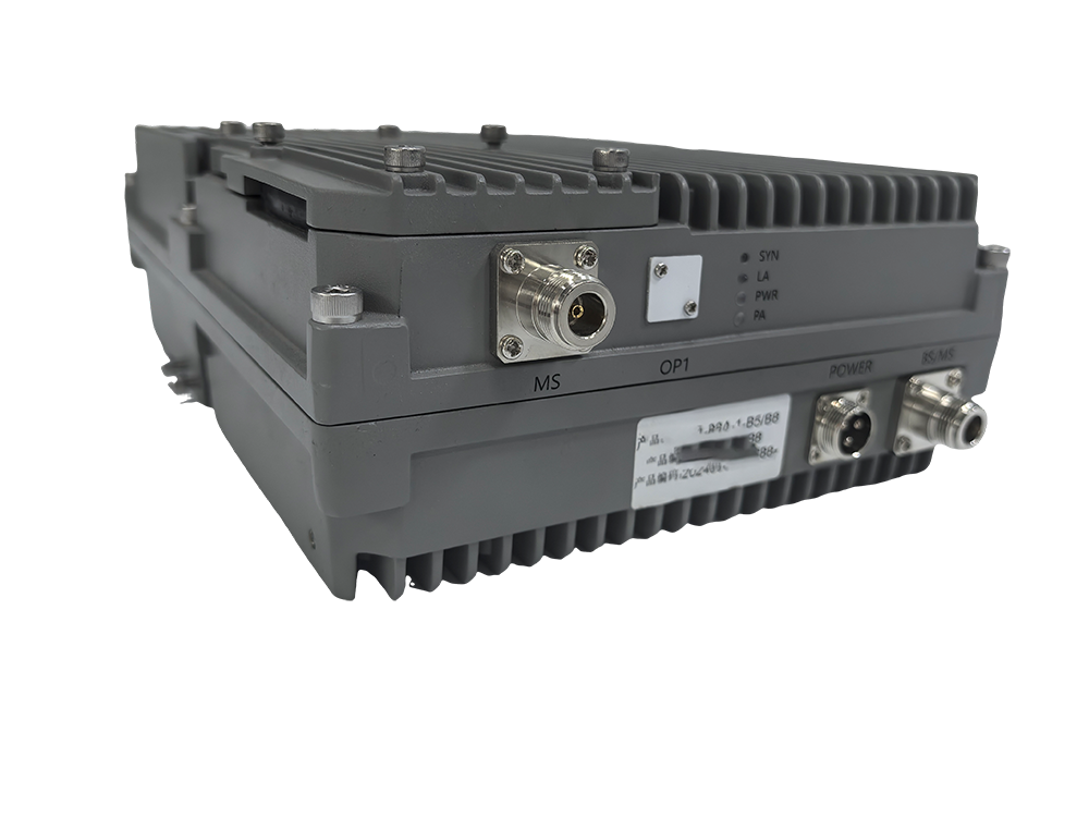  广昌三频手机信号接收器2000㎡