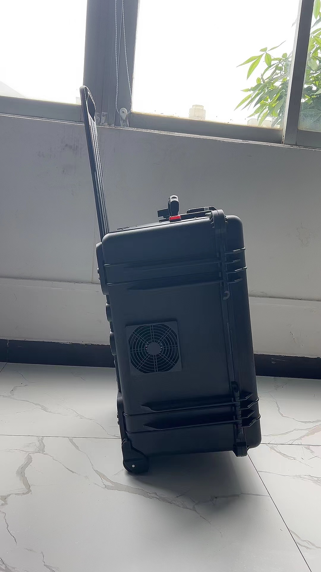 广昌手拉箱型移动通信干扰器